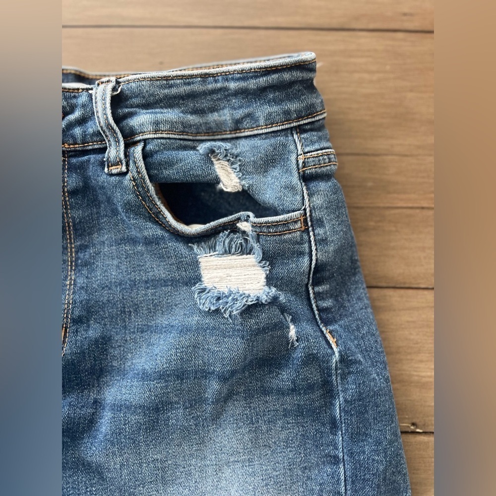 Summer Time Sunshine Zenana Distressed Denim Shorts - Picture 7 of 8